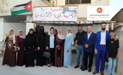 الحزب الديمقراطي الاجتماعي يلتقي عاملات المزارع
