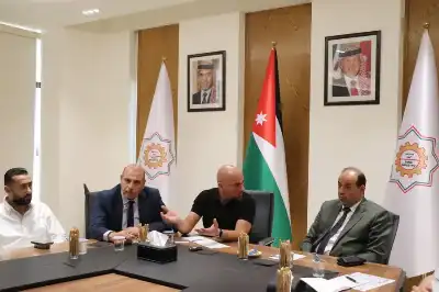 الخضر: الصناعات الوطنية تمتلك الجاهزية والتنافسية