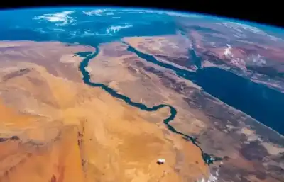 كيف تجنبت مصر خسائر الزلزال؟