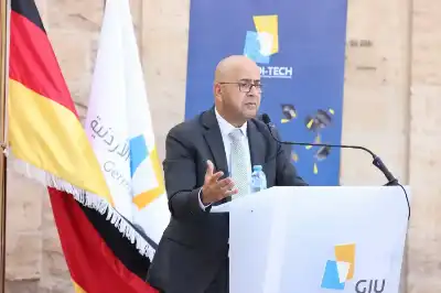 عبيدات: قيمة البحث العلمي بوصوله الى