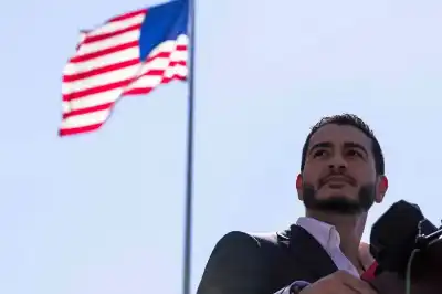 كيف يبني المسلمون في أمريكا مسارهم