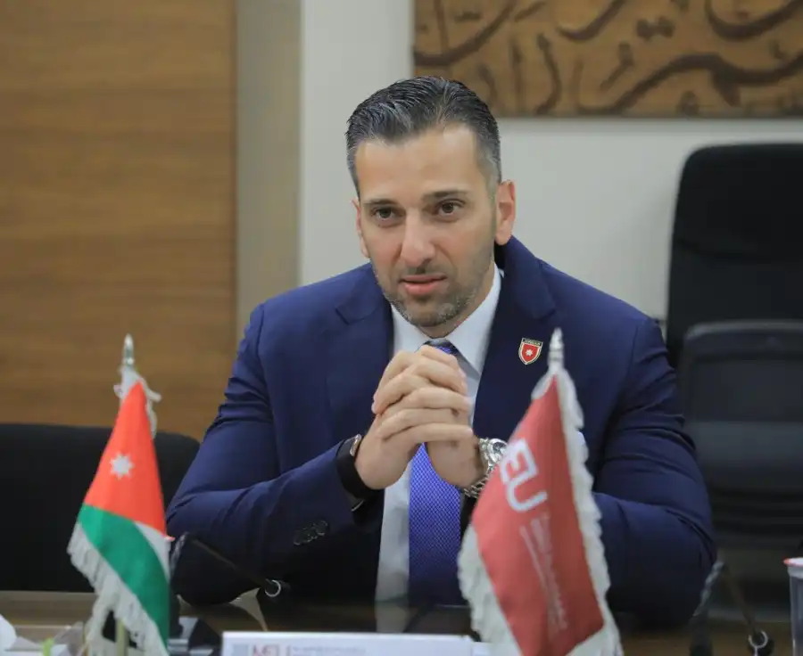 مدار الساعة,مقالات,الملك عبدالله الثاني,الملكة رانيا العبدالله,ولي العهد