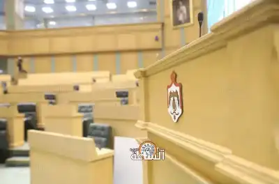 النواب يقيد سلطة الحكومة بحل المجالس