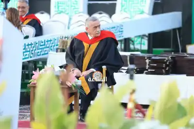 صورة يد الفلاح الأردني التي جرحتها