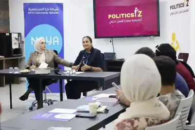 البشير تحاور شباب الزرقاء في نايا