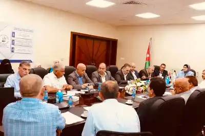 الغذاء والدواء تبحث مع الشركاء الاستعدادات