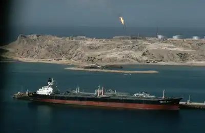 العراق يطالب إيران بمنح صادراته النفطية