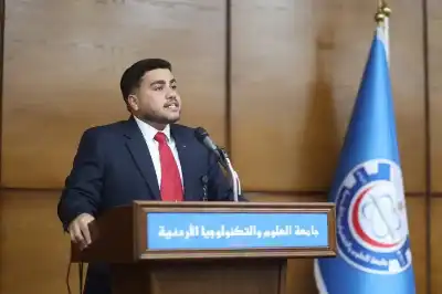 العمل الطلابي والعمل الحزبي.. وجهان لعمل