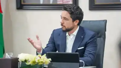 ولي العهد يؤدي اليمين الدستورية نائبا