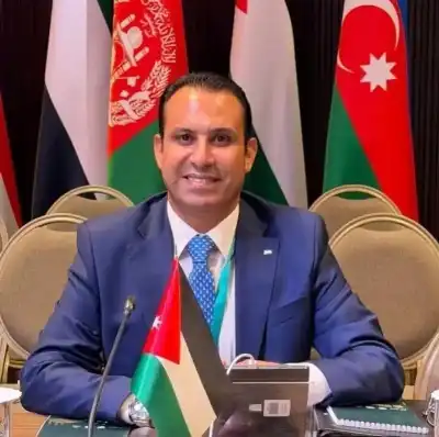 ماذا قال نواف العجارمة للطلبة في