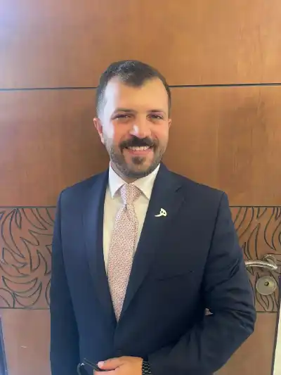 محمد أبو داري.. مبارك عقد القران