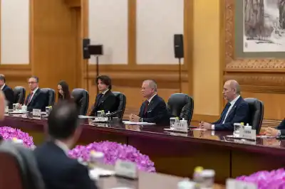 الأردن والصين يصدران بيانا مشتركا في