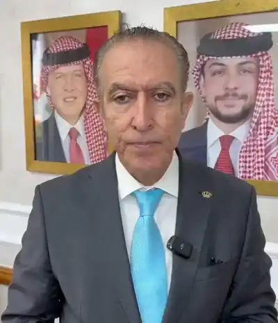 الطراونة يحاور طلبة حقوق مؤتة حول