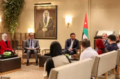 ولي العهد يستقبل أعضاء مجلس شبكة