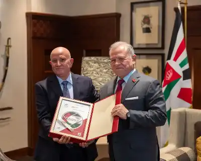 الملك ياسلم التقرير السنوي لهيئة النزاهة