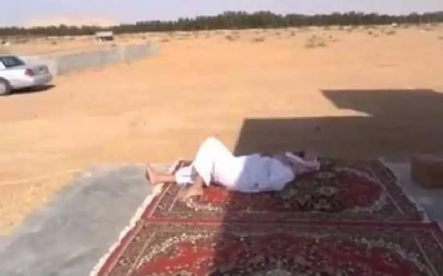 مدار الساعة,شؤون دينية