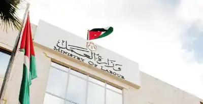 العمل: عقود العمل الإلكترونية الموحدة للمدارس