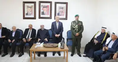 الديوان الملكي يعزي نقرش والغنميين (صور)