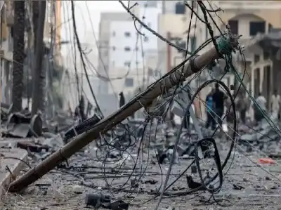 على خيط من زيت ووقود.. مستشفيات