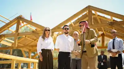 ولي العهد يزور موقع عمّاد السيد
