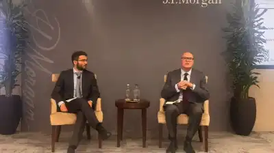 شحادة يستعرض في لندن المشهد المالي