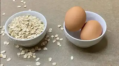 البيض أم الشوفان.. أيهما أنسب لوجبة