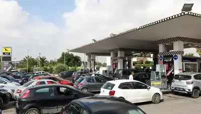 تونس.. إضراب سائقي نقل المحروقات عن