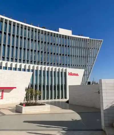 سهم أدوية الحكمة يقفز 5.9% في