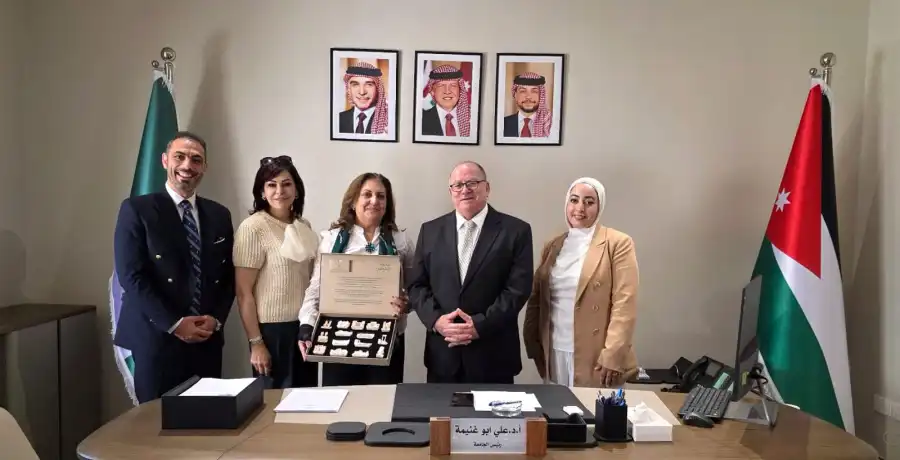 مدار الساعة,أخبار الجامعات الأردنية,مركز زها الثقافي,الأميرة آية بنت فيصل,جامعة البترا