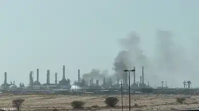 ميليشيا الحوثي تستهدف منشأة تابعة لشركة