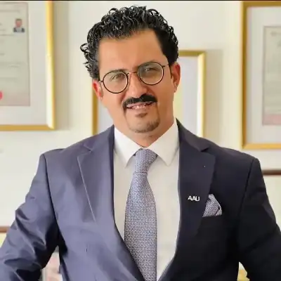 الخالدي يهنئ الدكتور العطين بتعيينه عميدا