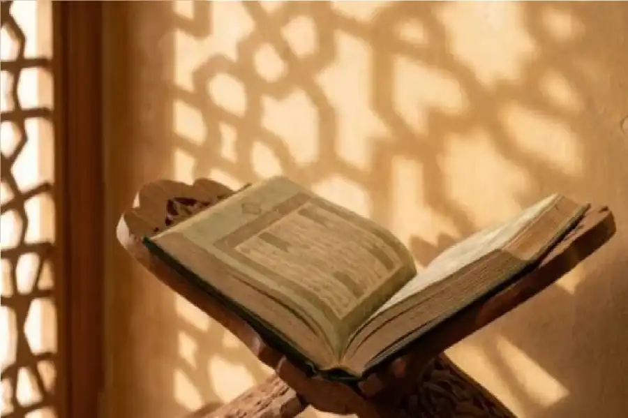 مدار الساعة,شؤون دينية