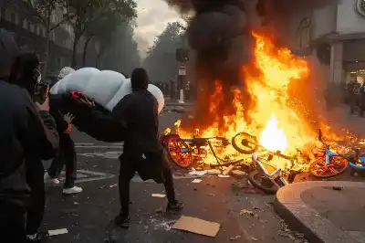 كيف فضحت نجمة العلم الأردني فيديوهات