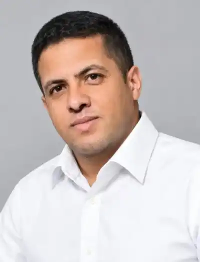 الضريبة تنعى الموظف عمار أبو سويلم