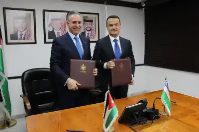 القضاة ونظيره الأوزبكي يبحثان تعزيز التعاون