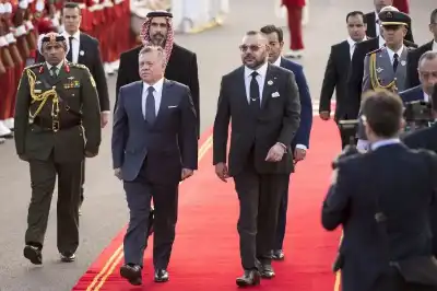 الملك يبرق إلى العاهل المغربي بعيد