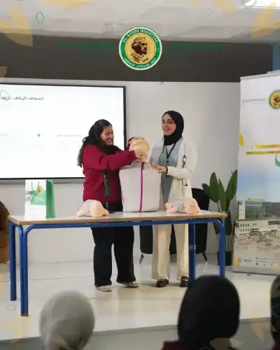مستشفى الكندي ينظم محاضرة حول الاسعافات