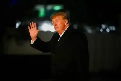 ترامب يصارع التعب واليسار ليقنع الامريكيين