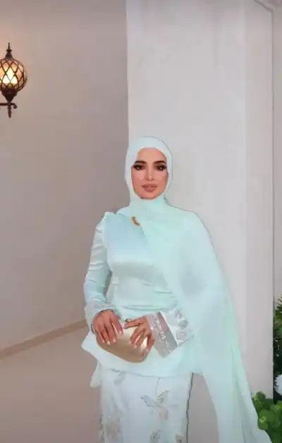 الإعلامية تغريد قرقودة تهنىء صديقتها شوق