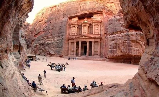 مدار الساعة,أخبار السياحة في الأردن