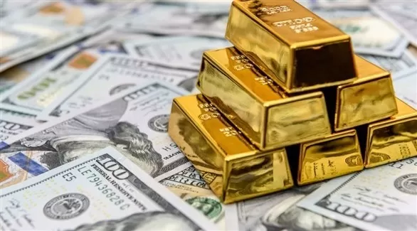 الذهب يلمع مع تراجع الدولار