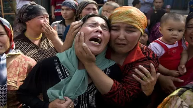 مسلمة من الإيغور تكشف التعذيب الذي