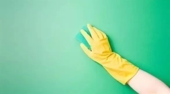 4 خطوات لتنظيف الجدران دون إتلاف