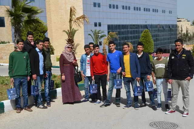 جامعة عمان الأهلية,مدار الساعة,