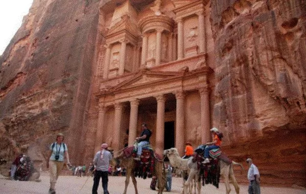 مدار الساعة,أخبار السياحة في الأردن,وزارة السياحة,هيئة تنشيط السياحة,دائرة الآثار العامة,أمانة عمان الكبرى