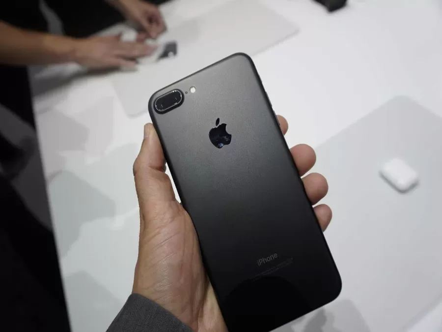 مدار الساعة,أخبار خفيفة ومنوعة